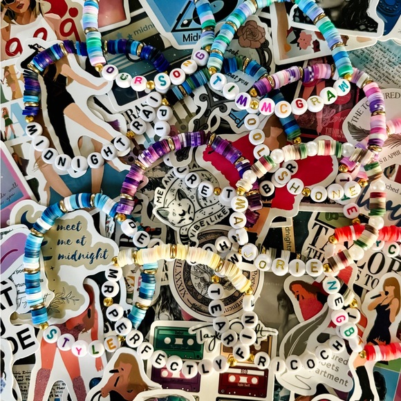 Swiftie Mystery Bag - Picture 2 of 3